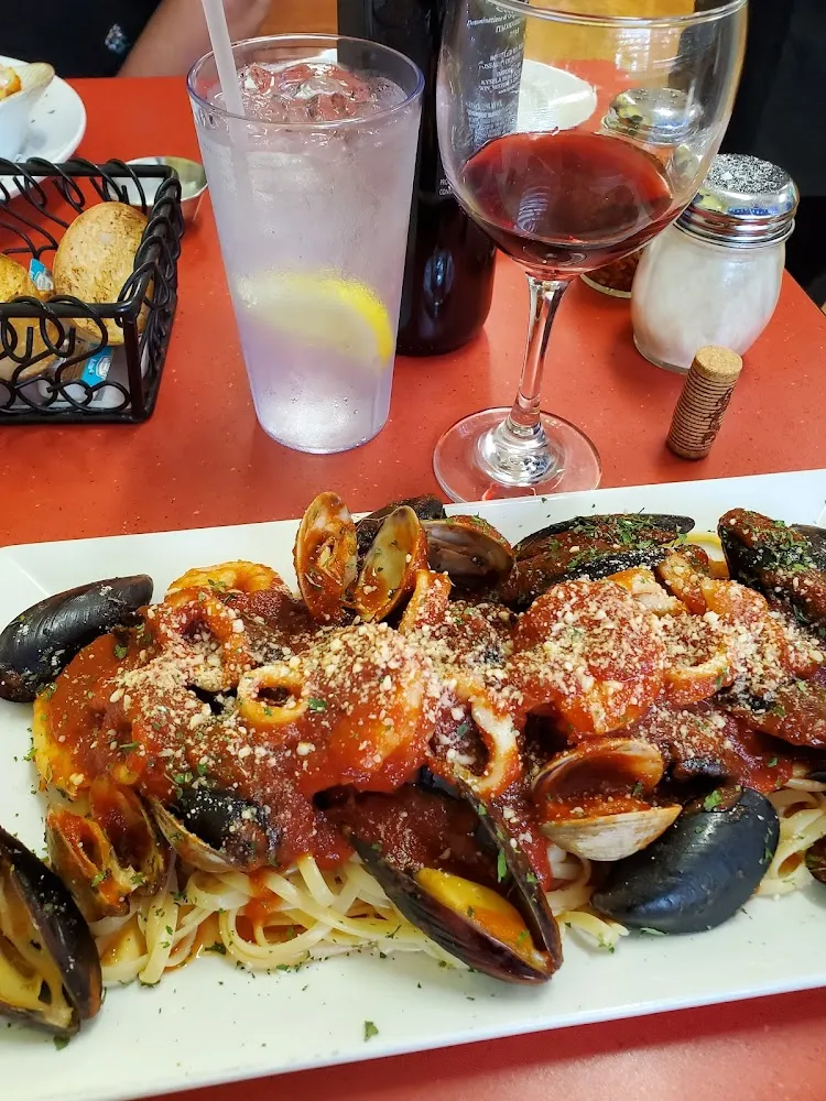 Linguine Posalipo with Mussels