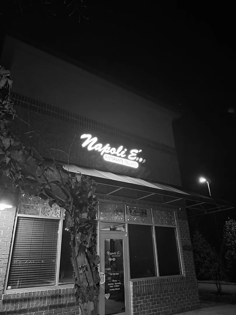 Napoli E Ristorante Italiano